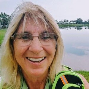 Meet your Posher, Sharon